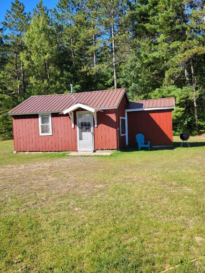 Cabin 2 Manistique Buitenkant foto